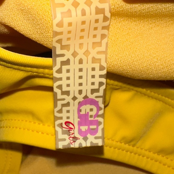 GB yellow one shoulder bikini set - Picture 4 of 4